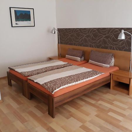 Vv Penzion Brno Buitenkant foto