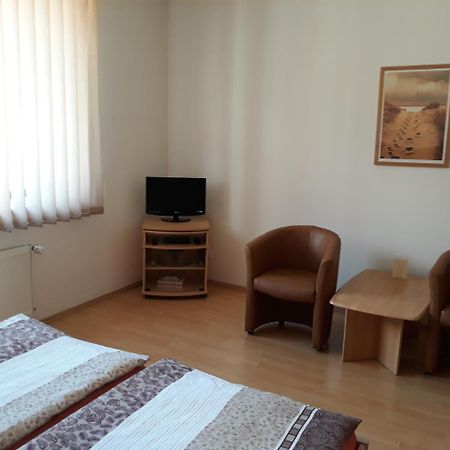 Vv Penzion Brno Buitenkant foto