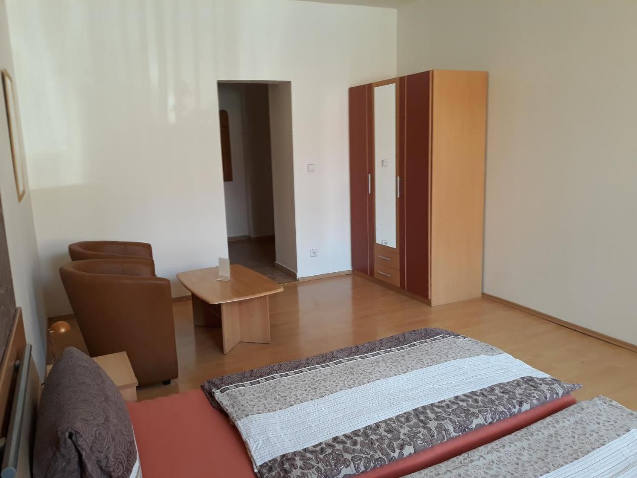 Vv Penzion Brno Buitenkant foto